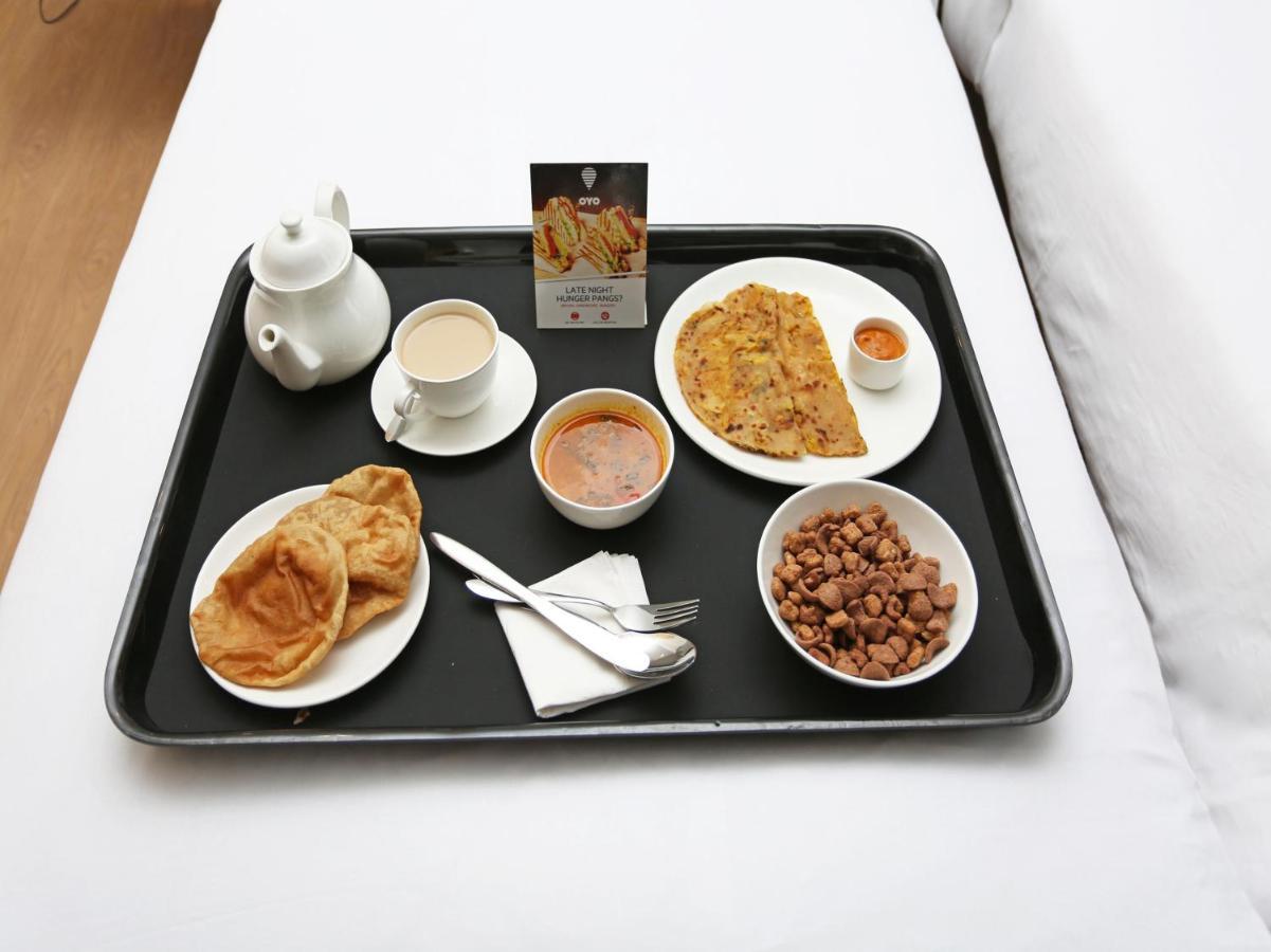 Fabhotel Mallikarjun Residency ไฮเดอราบัด ภายนอก รูปภาพ